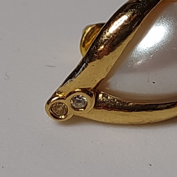 Gold Tone Teardrop Shaped Avon Earrings - Picture 3 of 12